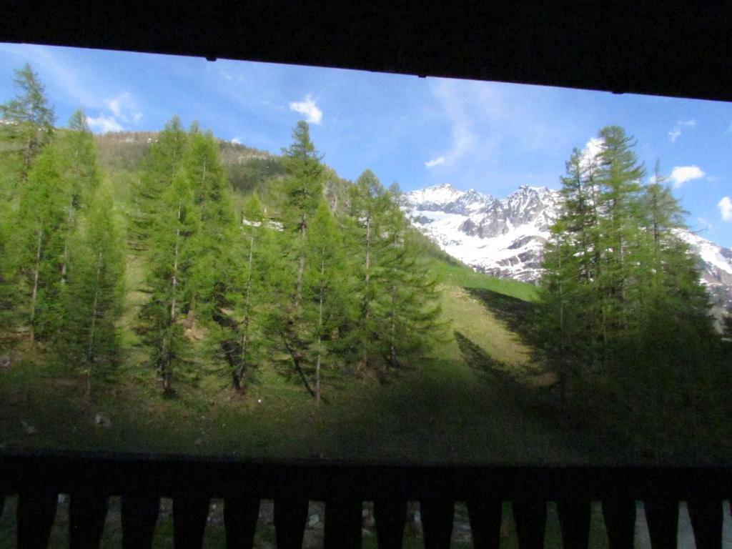 Hotel Lysjoch Gressoney-La-Trinite Exterior photo